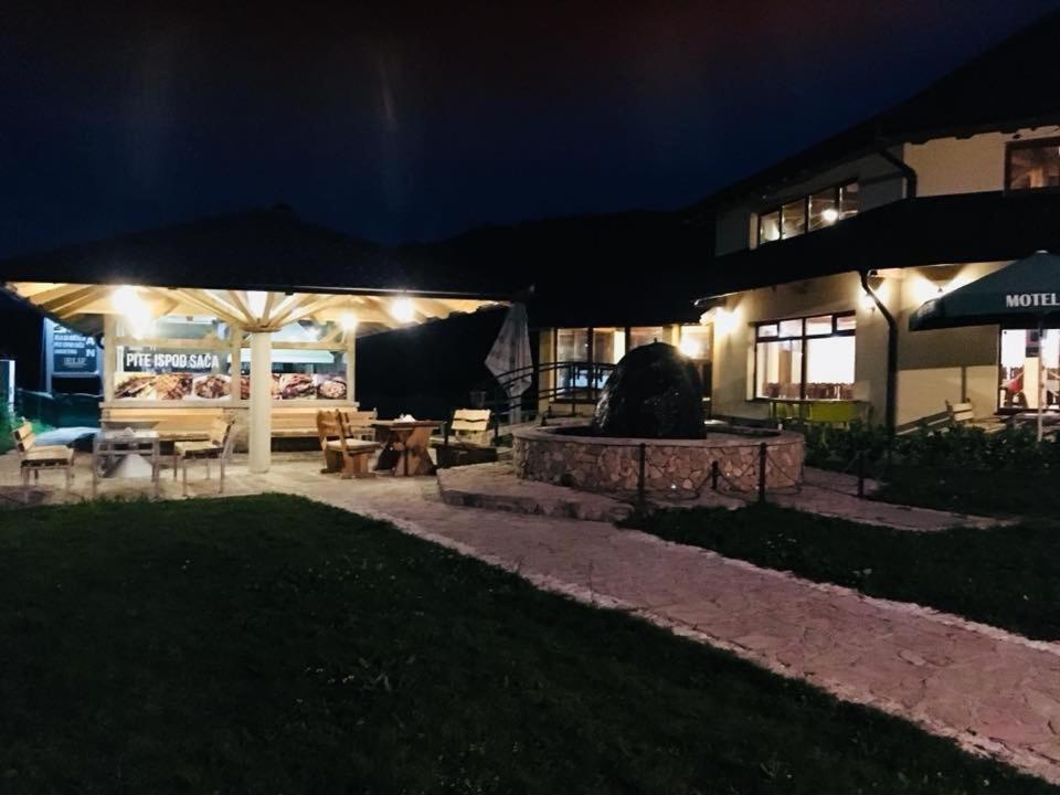 Omladinski Hotel Rostovo 布戈伊诺 外观 照片