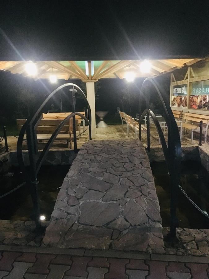 Omladinski Hotel Rostovo 布戈伊诺 外观 照片