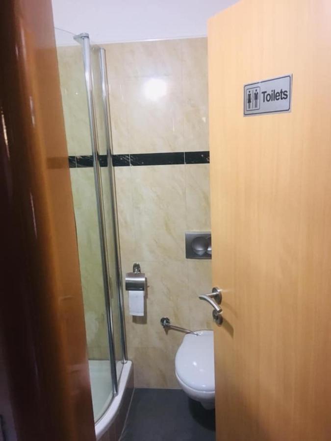 Omladinski Hotel Rostovo 布戈伊诺 外观 照片