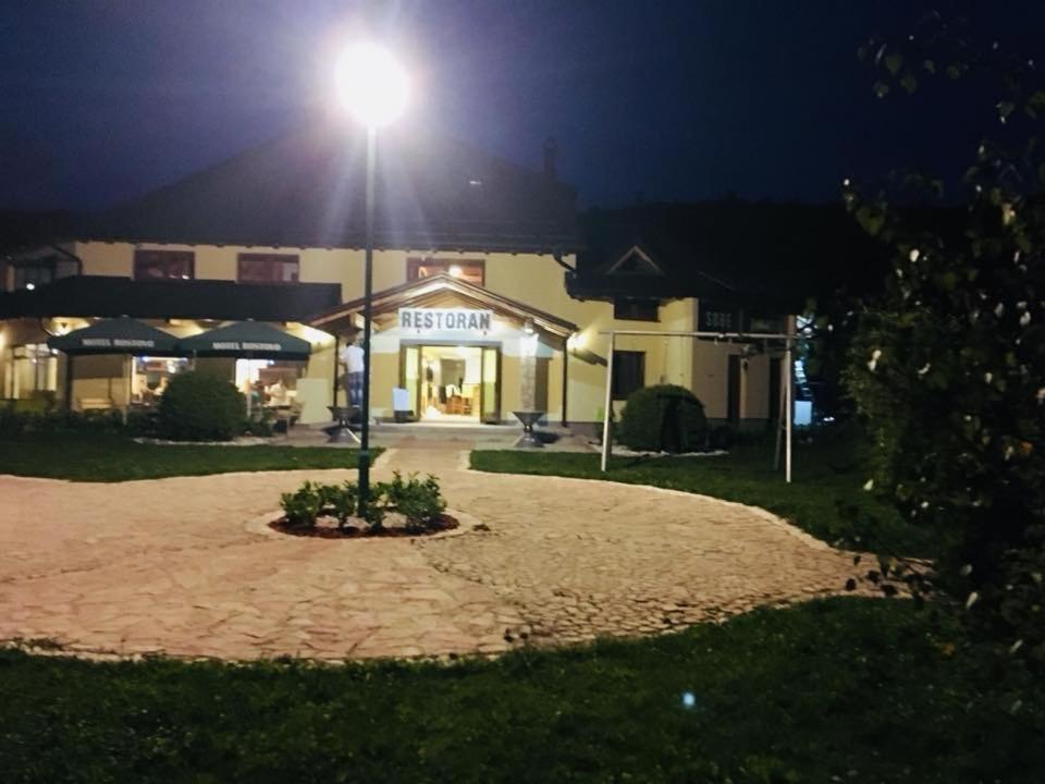 Omladinski Hotel Rostovo 布戈伊诺 外观 照片