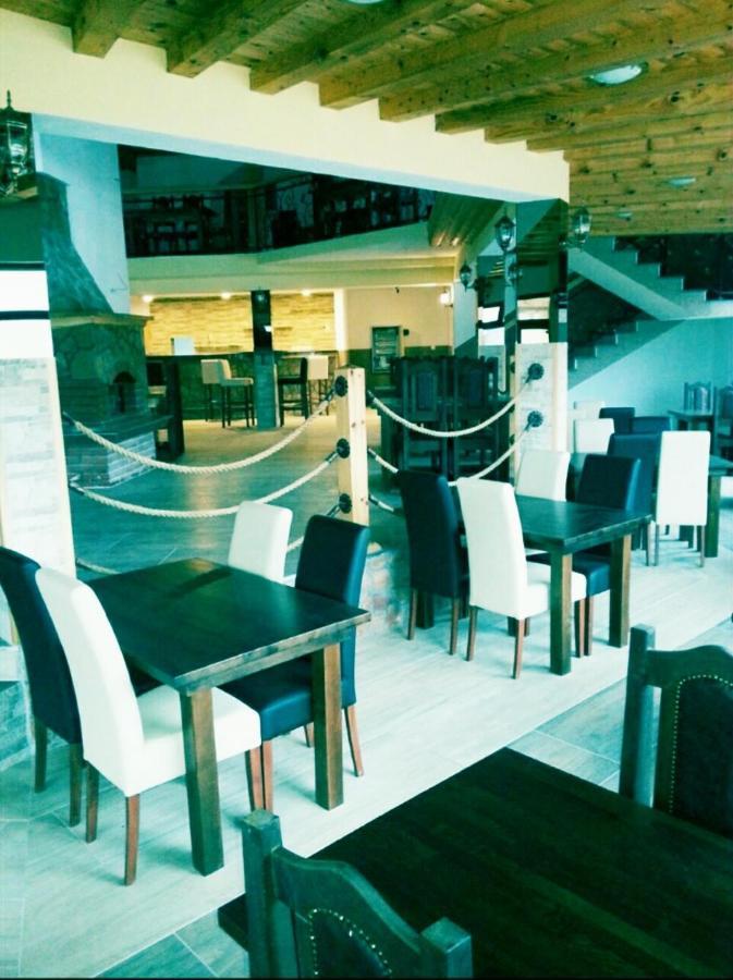Omladinski Hotel Rostovo 布戈伊诺 外观 照片